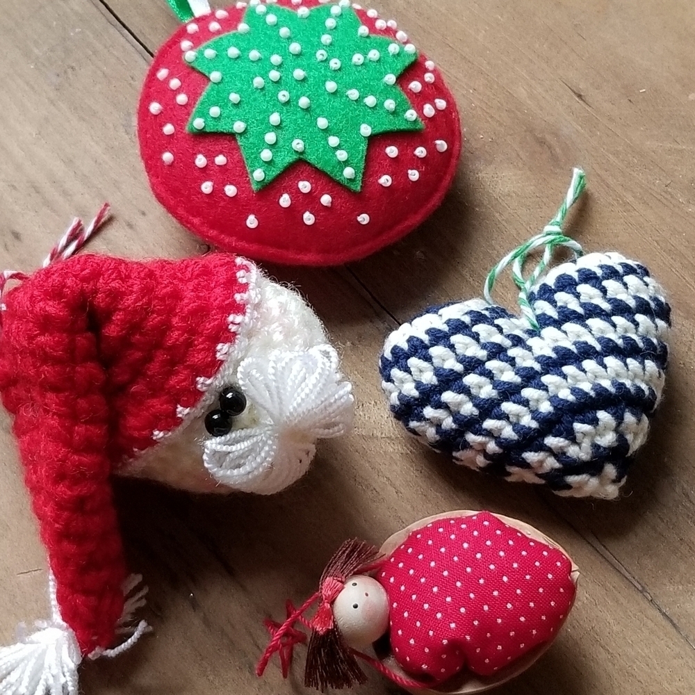 Holiday Ornaments Christmas Handmade Set Crochet Santa Heart Folkart Old Fashion